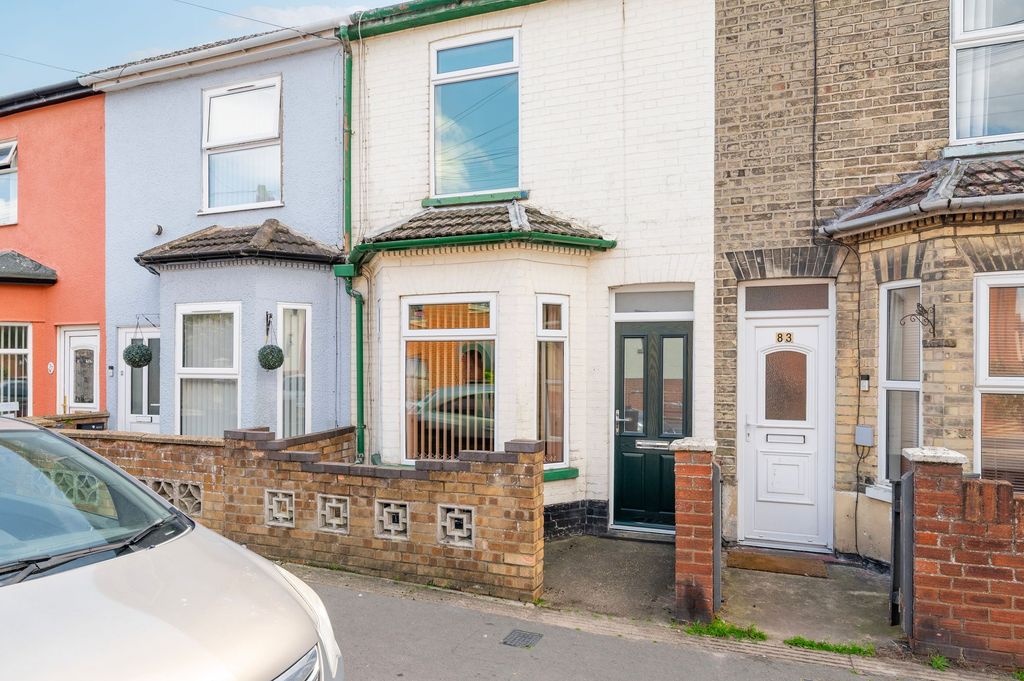Property photo 1 of 13