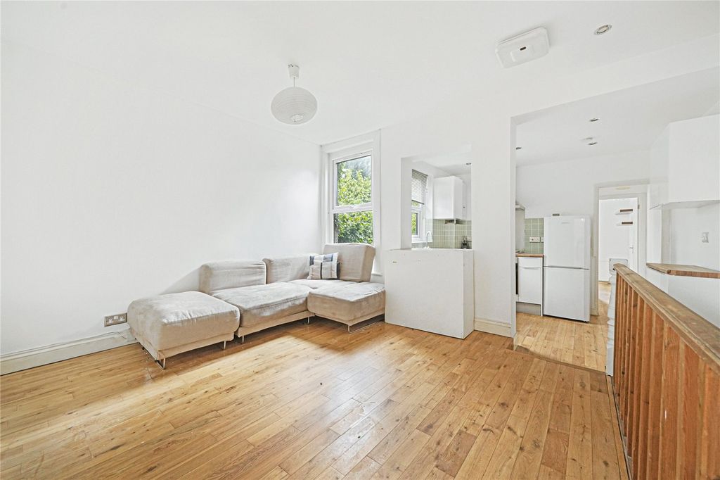 Property photo 2 of 11 Picture No. 39