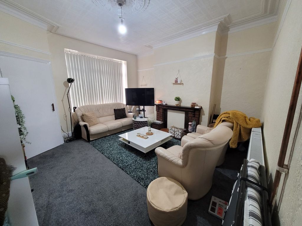 Property photo 3 of 10 Gallery