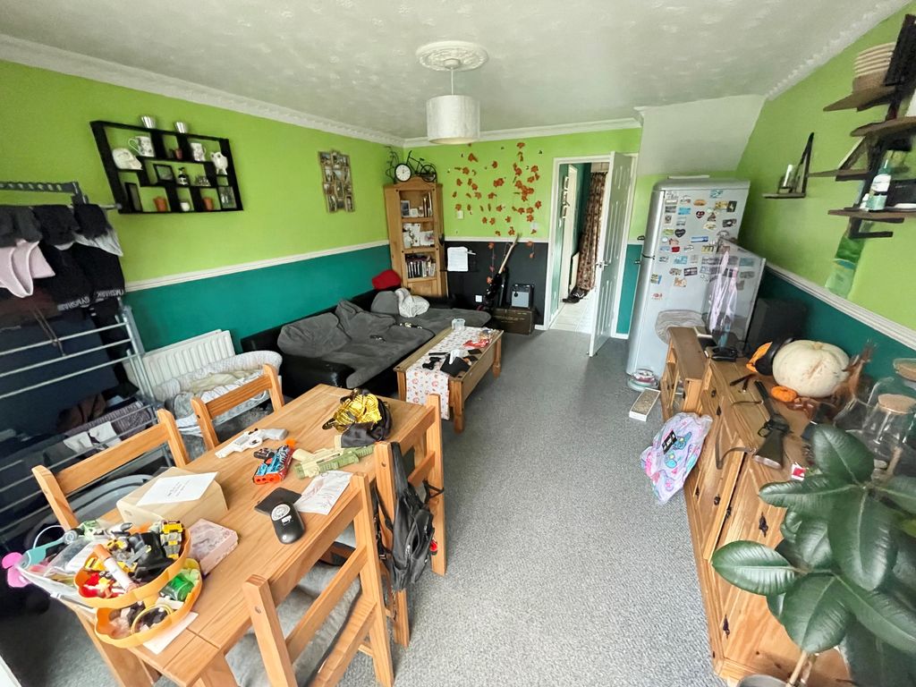 Property photo 3 of 8 View