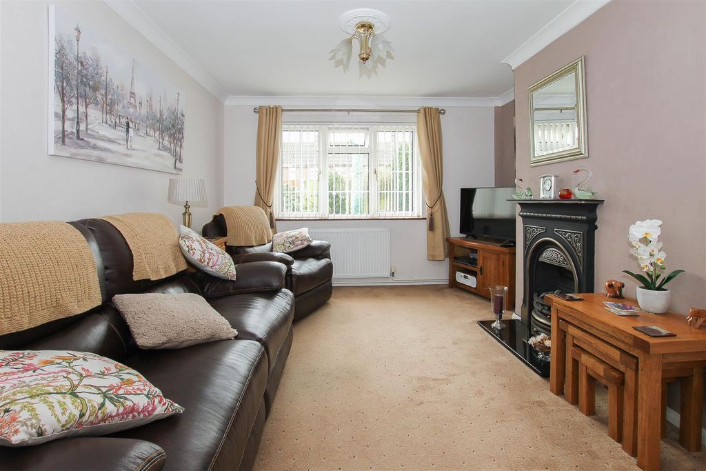 Property photo 3 of 10 Img_8504-3.Jpg