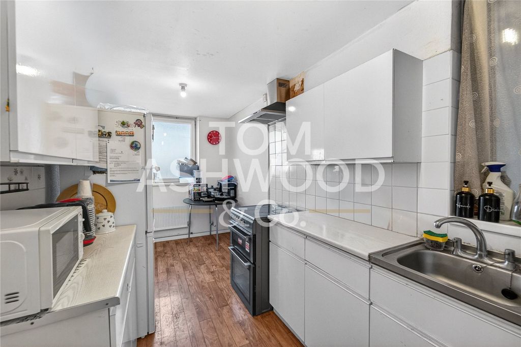 Property photo 3 of 8 Picture No. 26