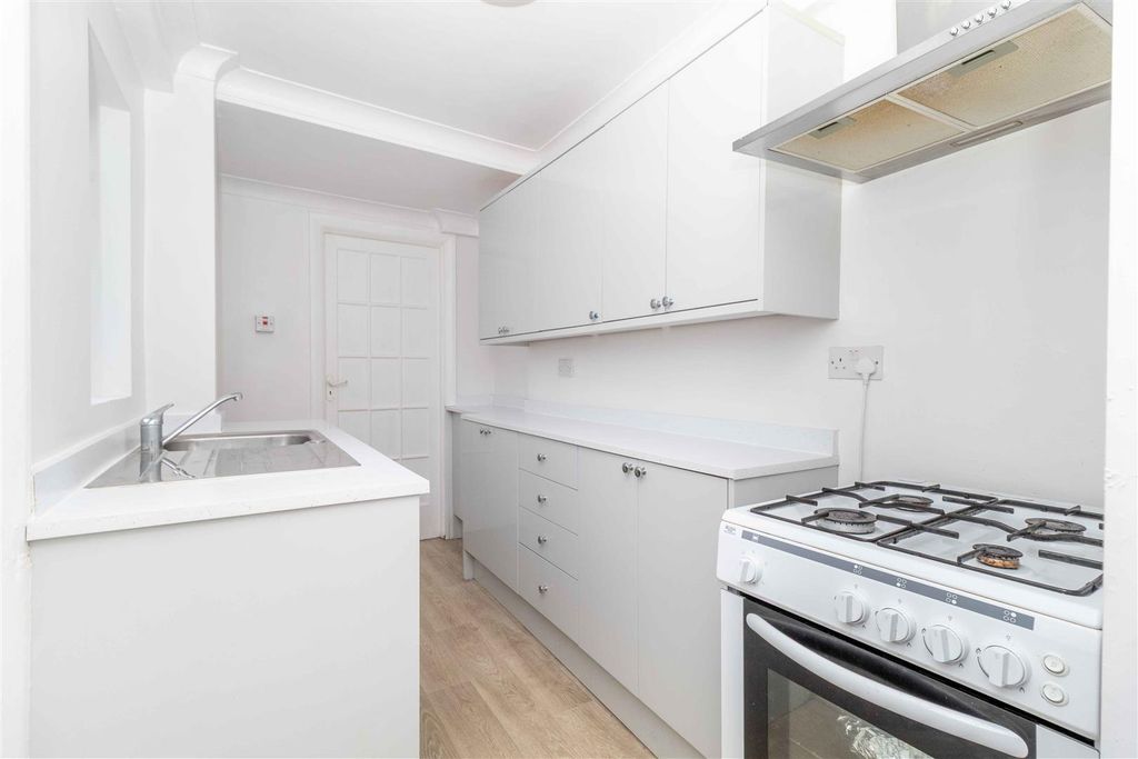 Property photo 2 of 10 Howard-5.Jpg