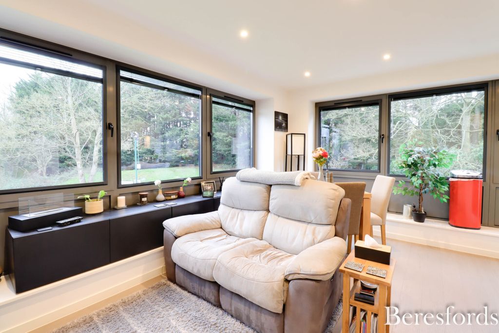 Property photo 2 of 13 Picture No. 06