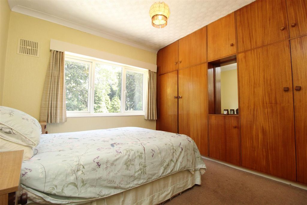 Property photo 2 of 15 0C451025-8461-4F84-9B2D-4Caeead3D1CE.Jpeg
