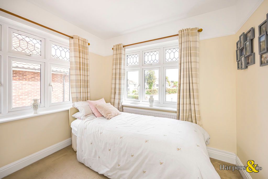 Additional image 12 of 3 bed property for saleShepherds Lane, Dartford DA1