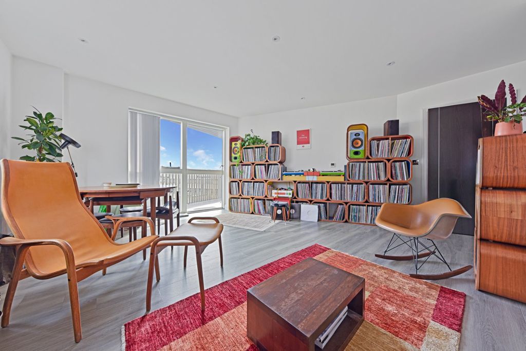 Property photo 1 of 18 Open Plan Living