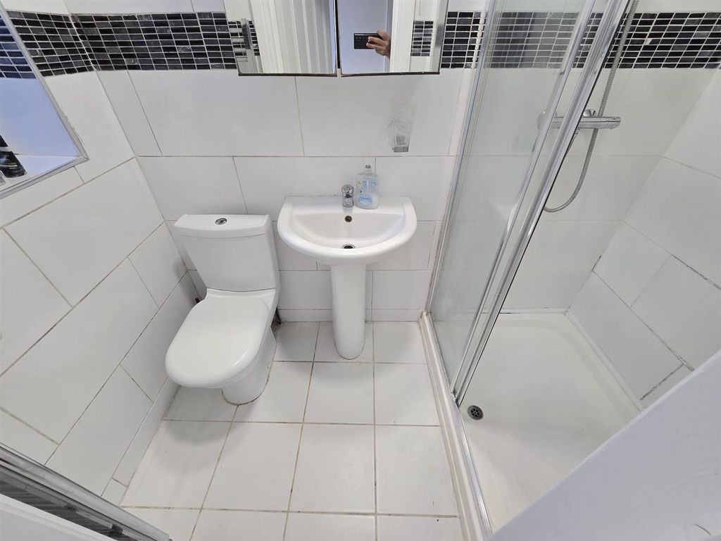 Property photo 3 of 6 Whatsapp Image 2025-07-31 At 8.53.45 Pm.Jpeg