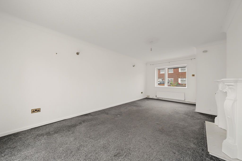 Property photo 3 of 13 Gallery