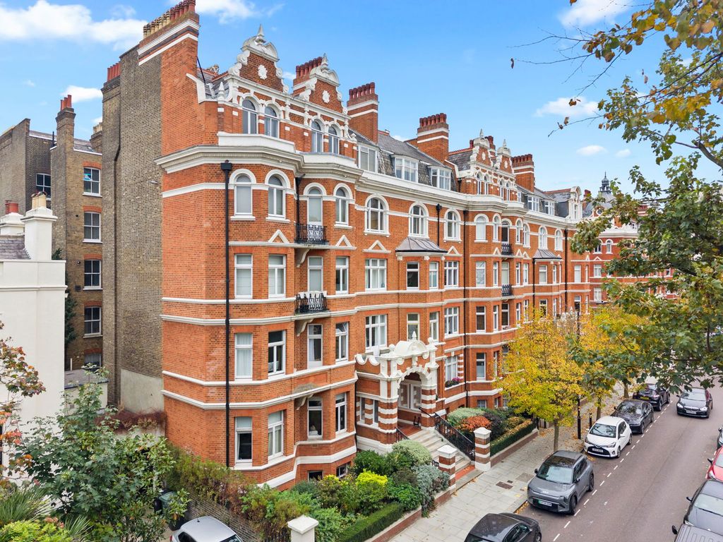 Property photo 3 of 14