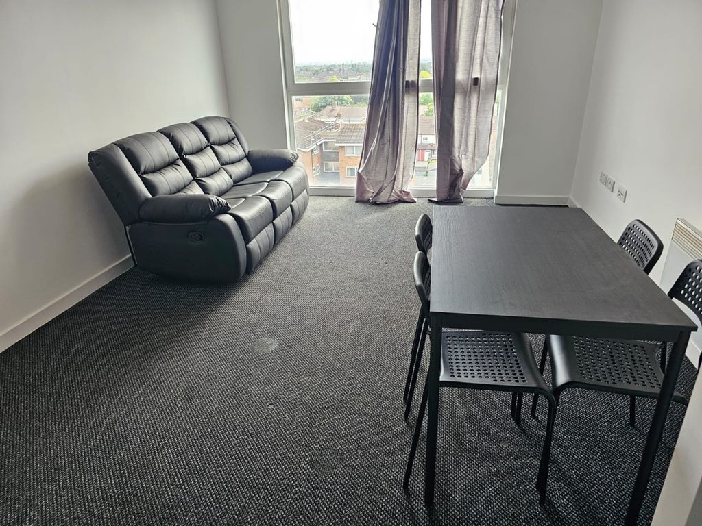 Property photo 1 of 5