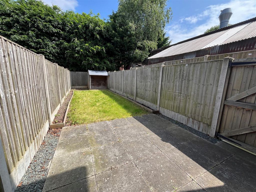 Property photo 2 of 10 Garden.Jpg