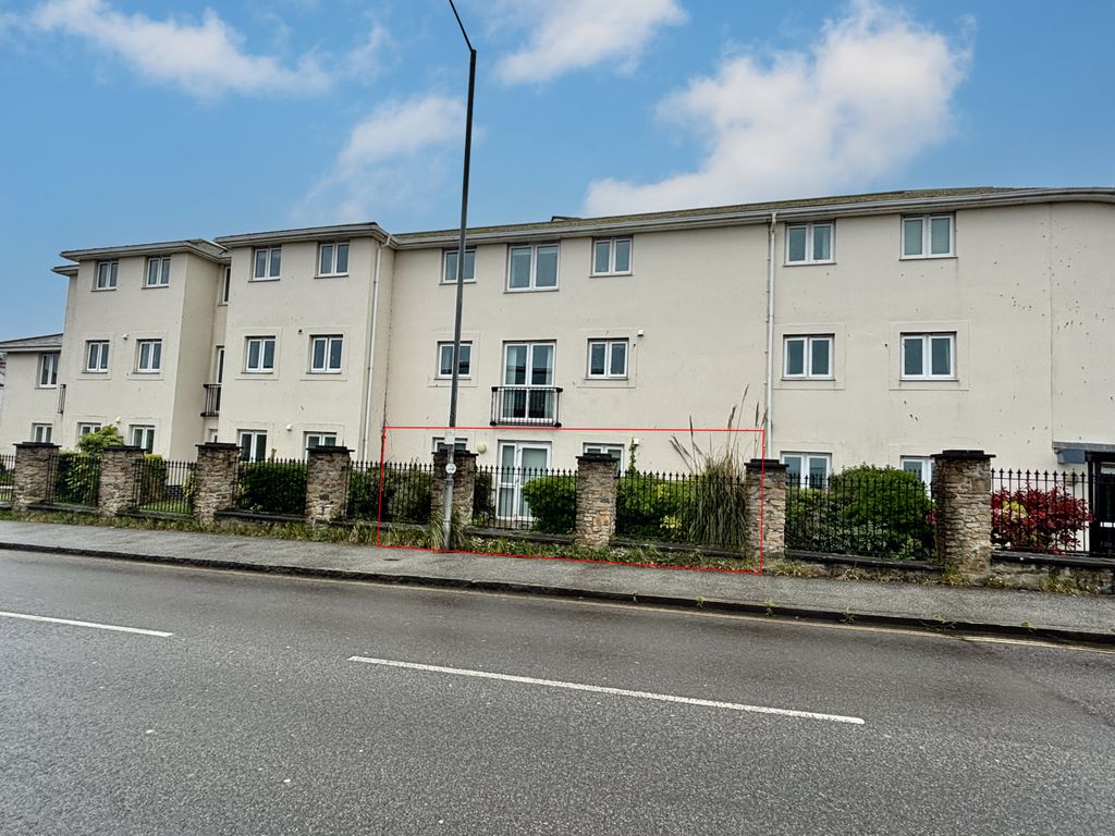 Property photo 1 of 8 1 Bedroom Apartment For Sale