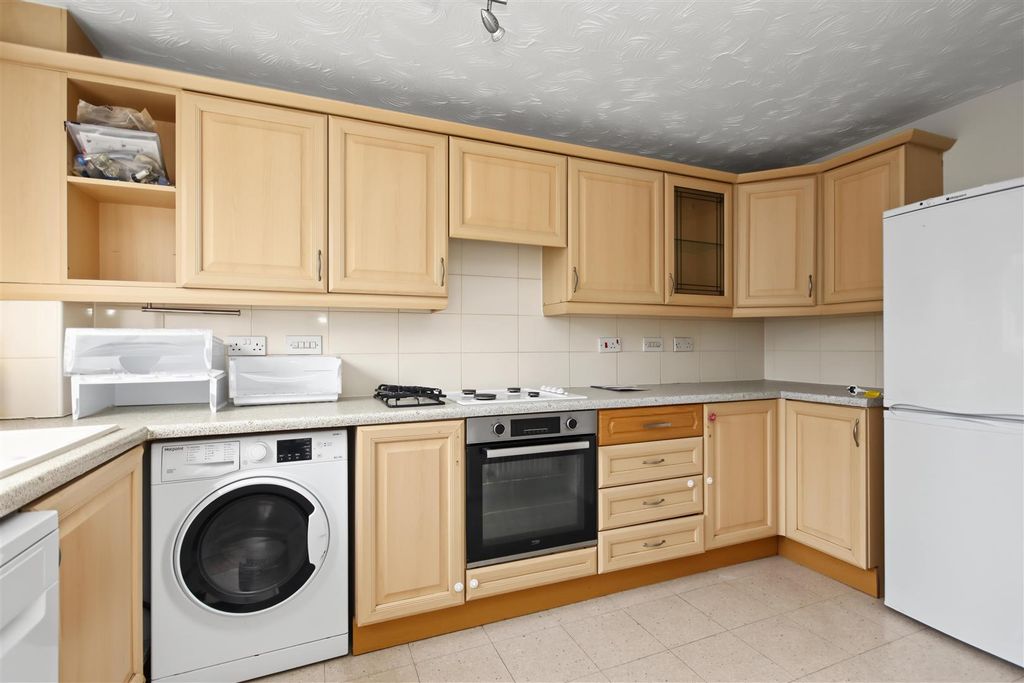 Property photo 3 of 15 Img_0642.Jpg