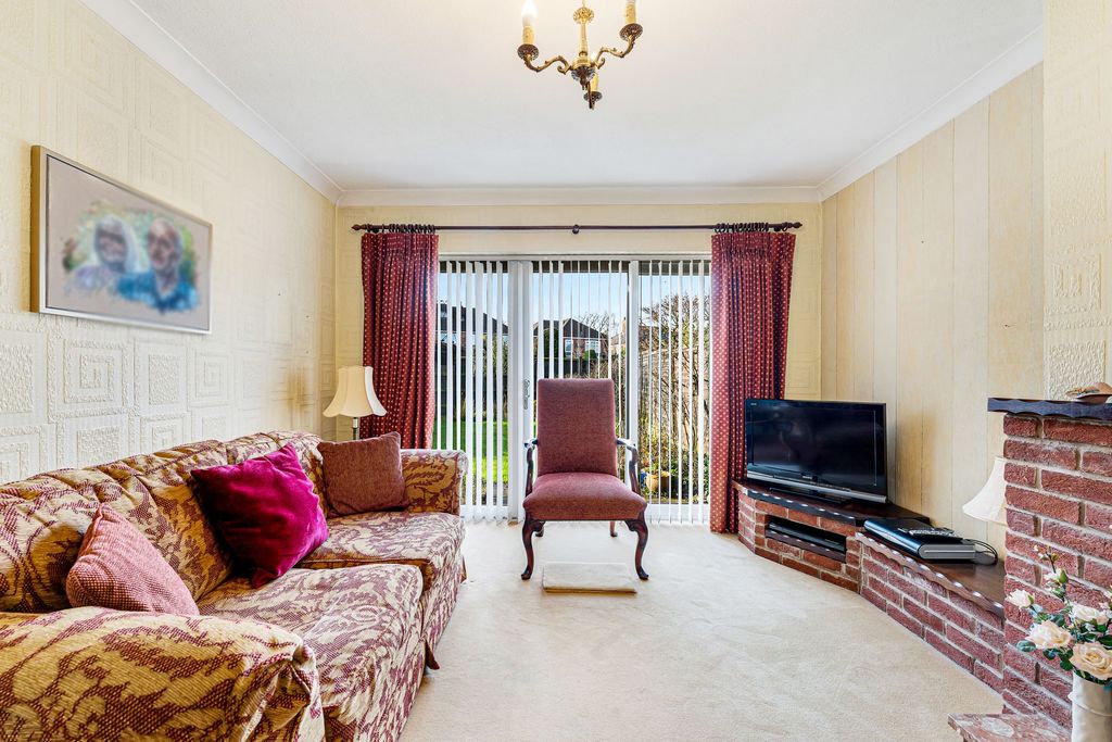 Property photo 3 of 26