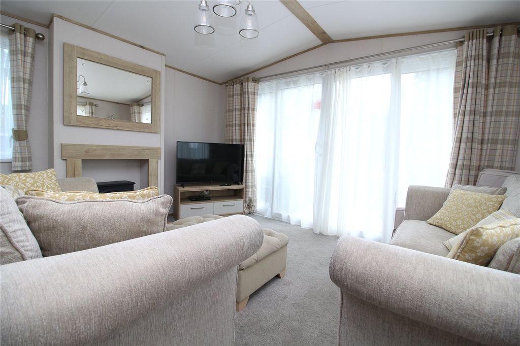 Property photo 2 of 13 Picture No. 02