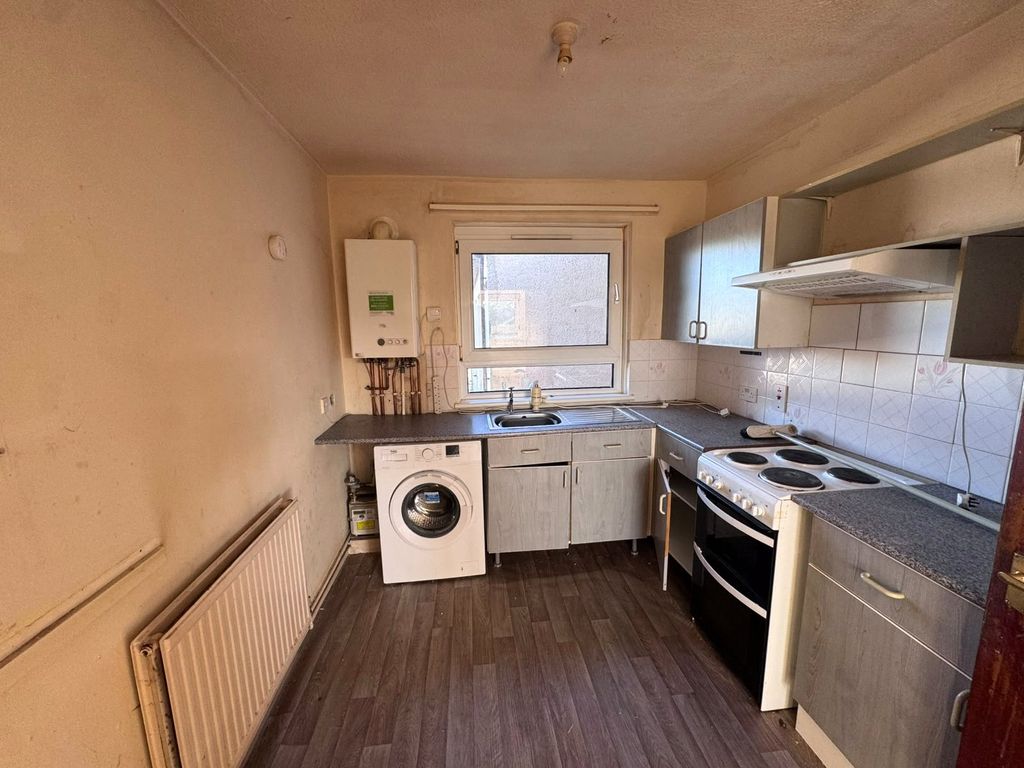 Property photo 3 of 11 Picture No. 07