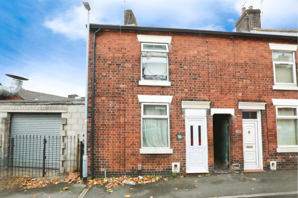 Property photo 1 of 3