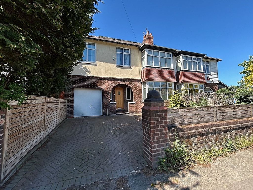 Property photo 1 of 35