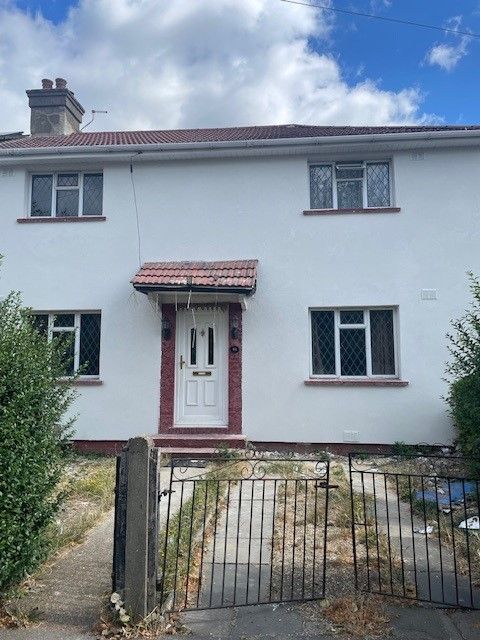 Property photo 1 of 12