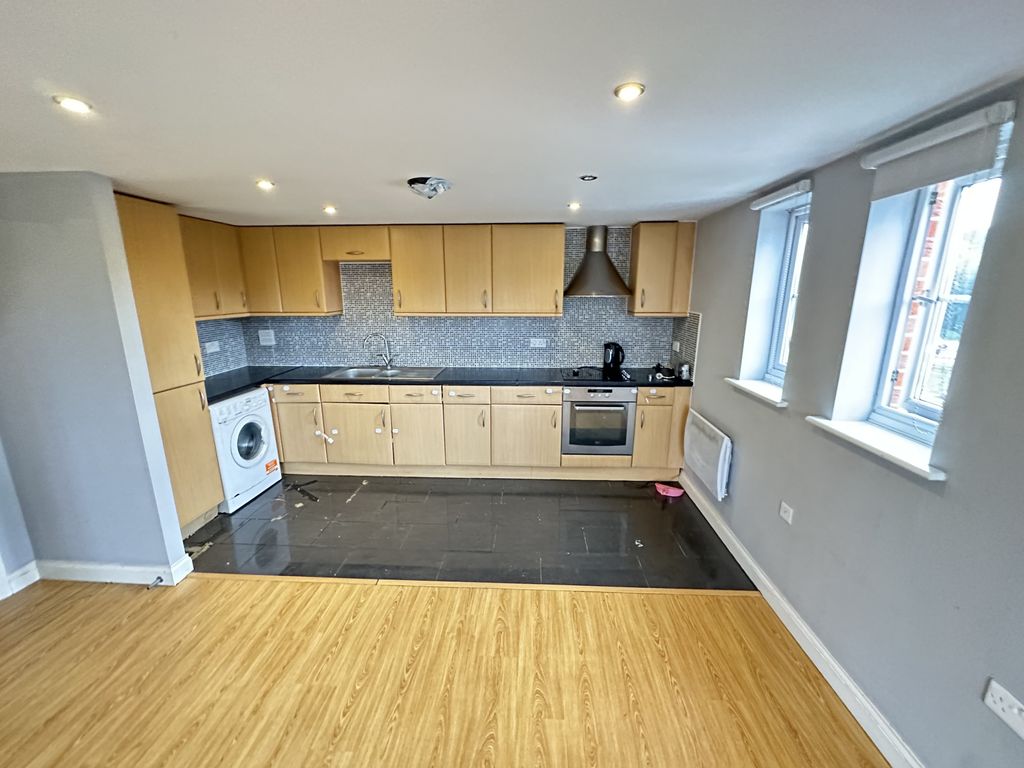 Property photo 2 of 5