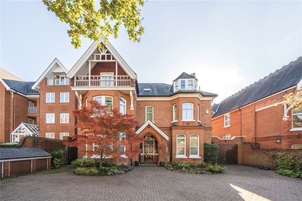 Property photo 1 of 23