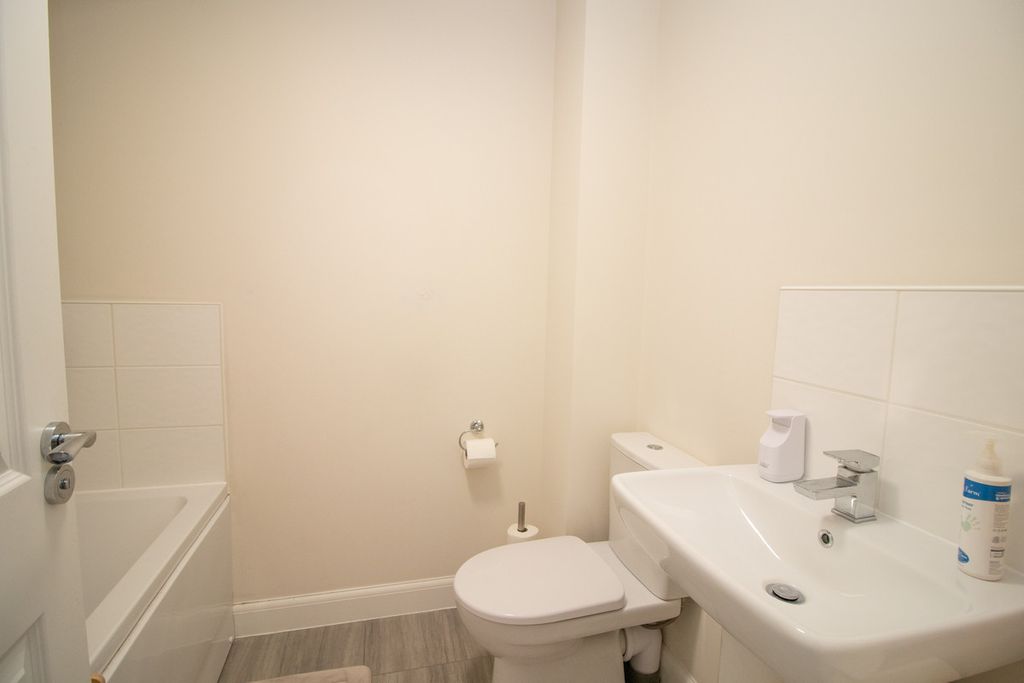 Additional image 20 of 4 bed detached house for saleBlackthorn Drive, Harlow CM17