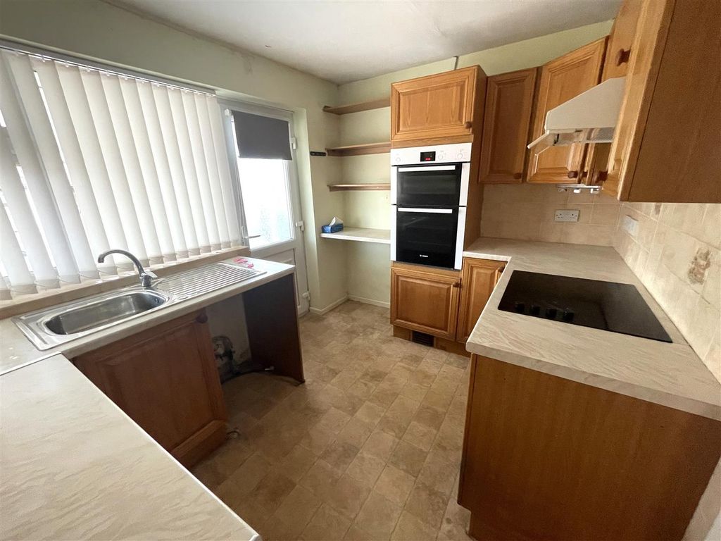 Property photo 3 of 13 Kitchen...Jpg