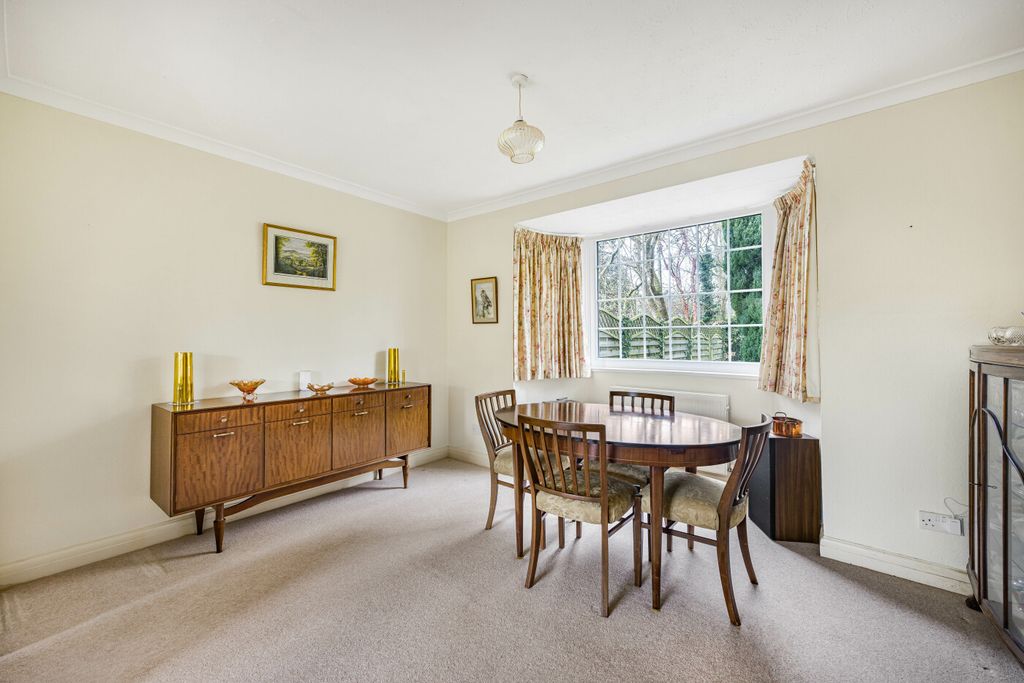 Property photo 3 of 24 9_73593.Jpg