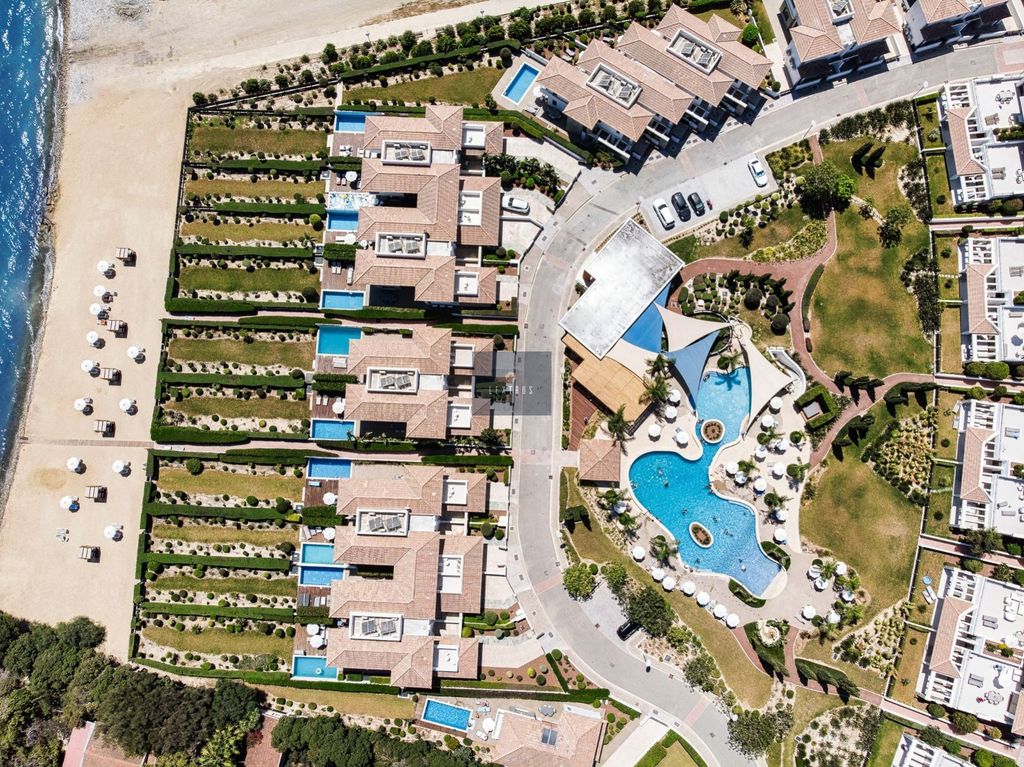 Property photo 3 of 21