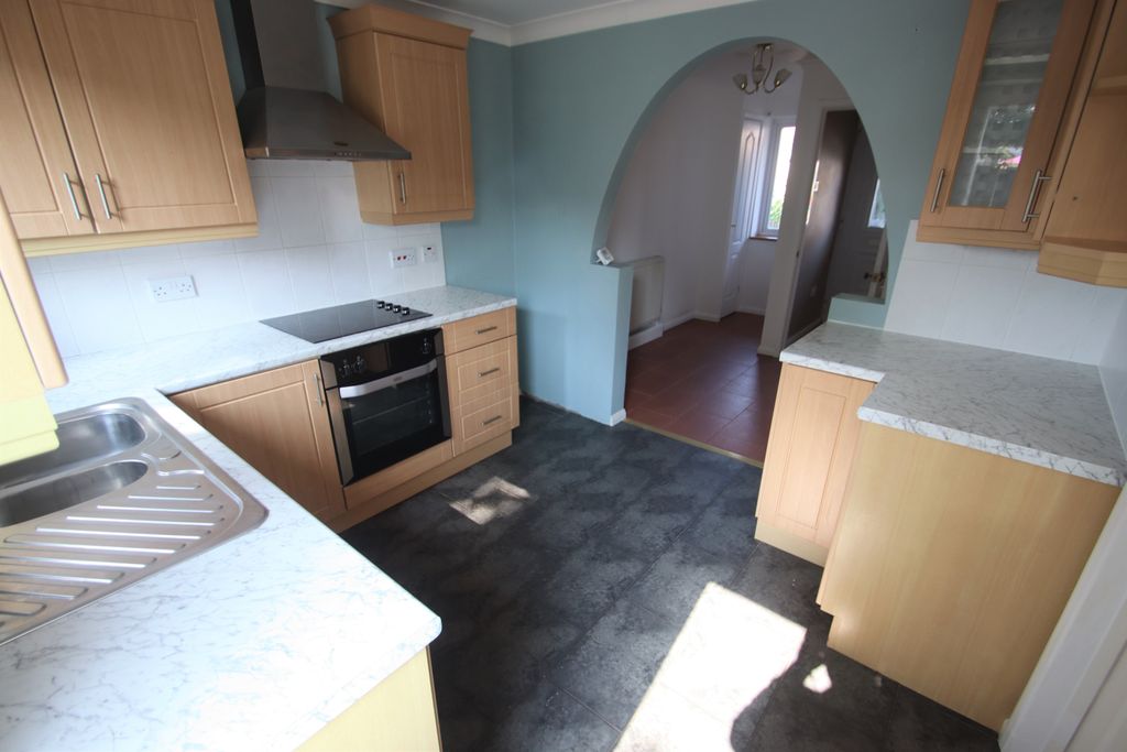 Property photo 3 of 21 Gallery