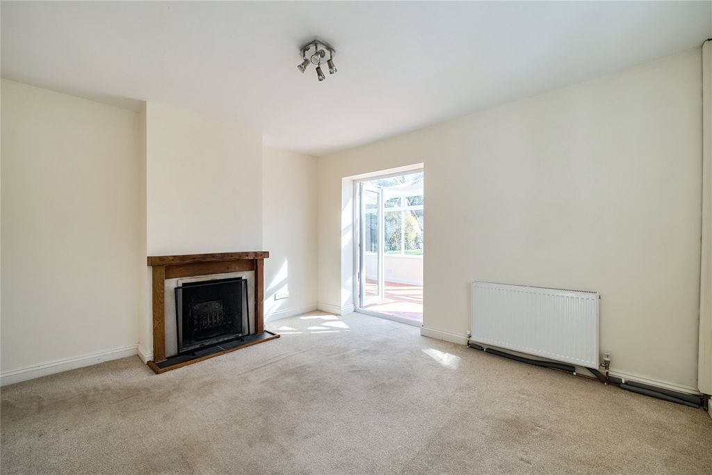 Property photo 3 of 28 Picture No. 10