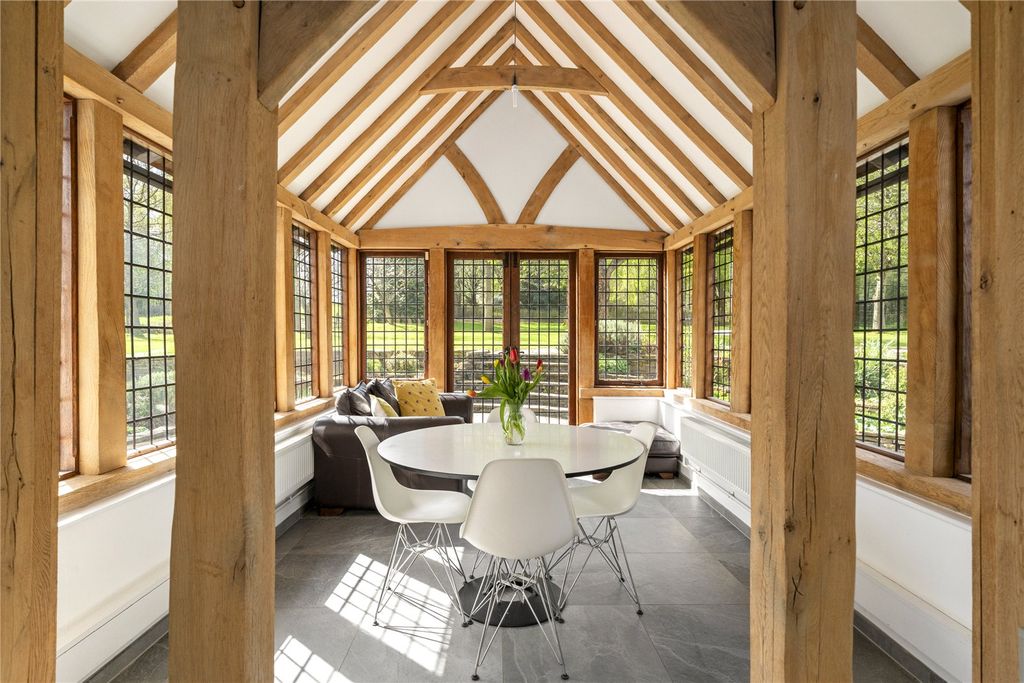 Property photo 3 of 20 Breakfast Room
