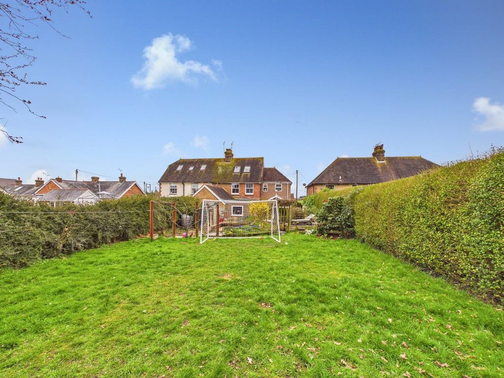 Property photo 2 of 24 Cam05010G0-Pr0038-Still025.Jpg