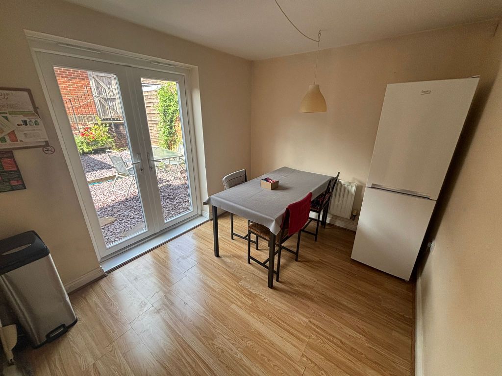 Property photo 3 of 7 Dining Room