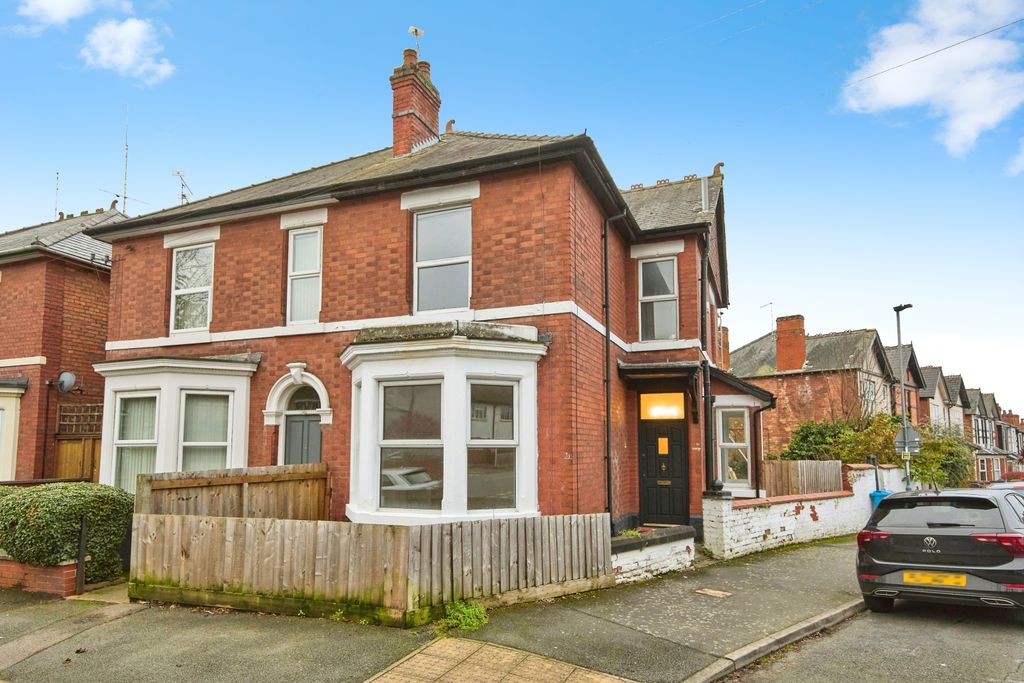 Property photo 1 of 15