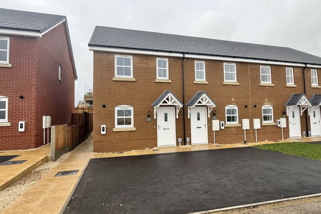 Property photo 1 of 12 Img_1131