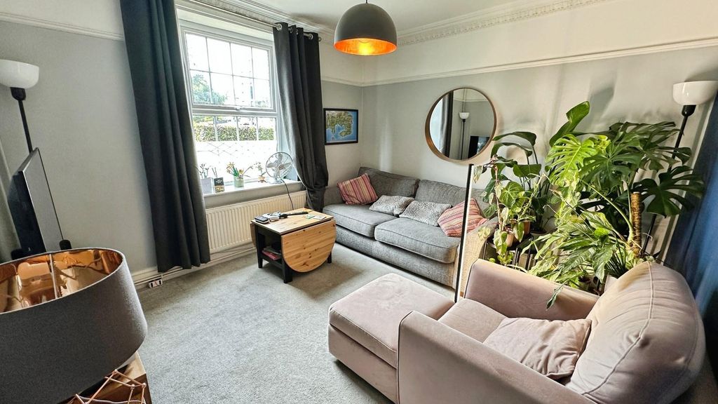 Property photo 2 of 13 256Dbe95-Fullsizerender-6.Jpg