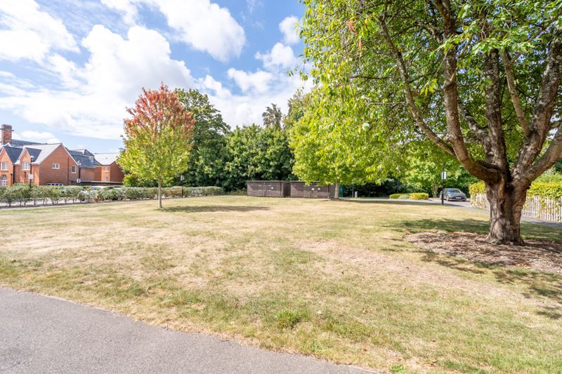 Property photo 2 of 18 Photo 16