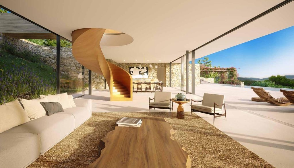 Property photo 1 of 4