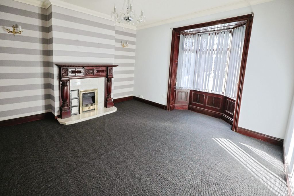 Property photo 3 of 15 Pbox-Img.Jpg