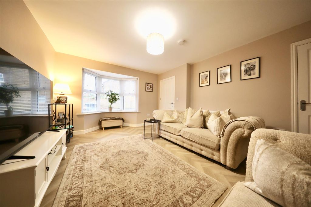 Property photo 2 of 20 0A4A9044.Jpg