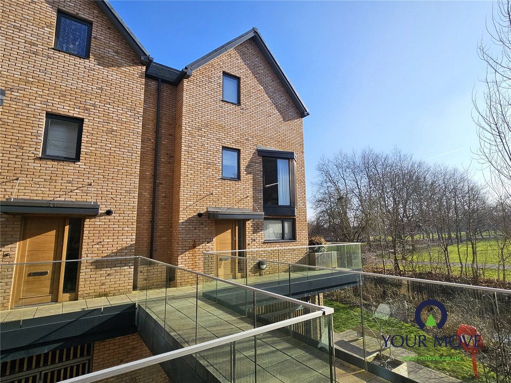 Property photo 2 of 15 Picture No. 17
