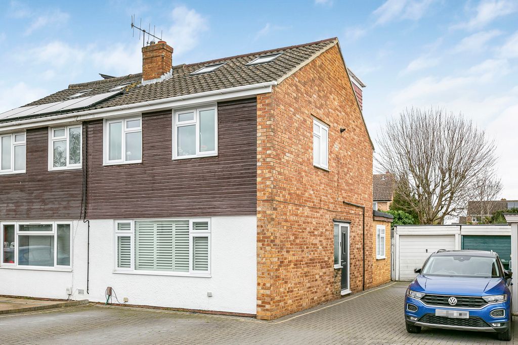 Property photo 1 of 15 Exterior