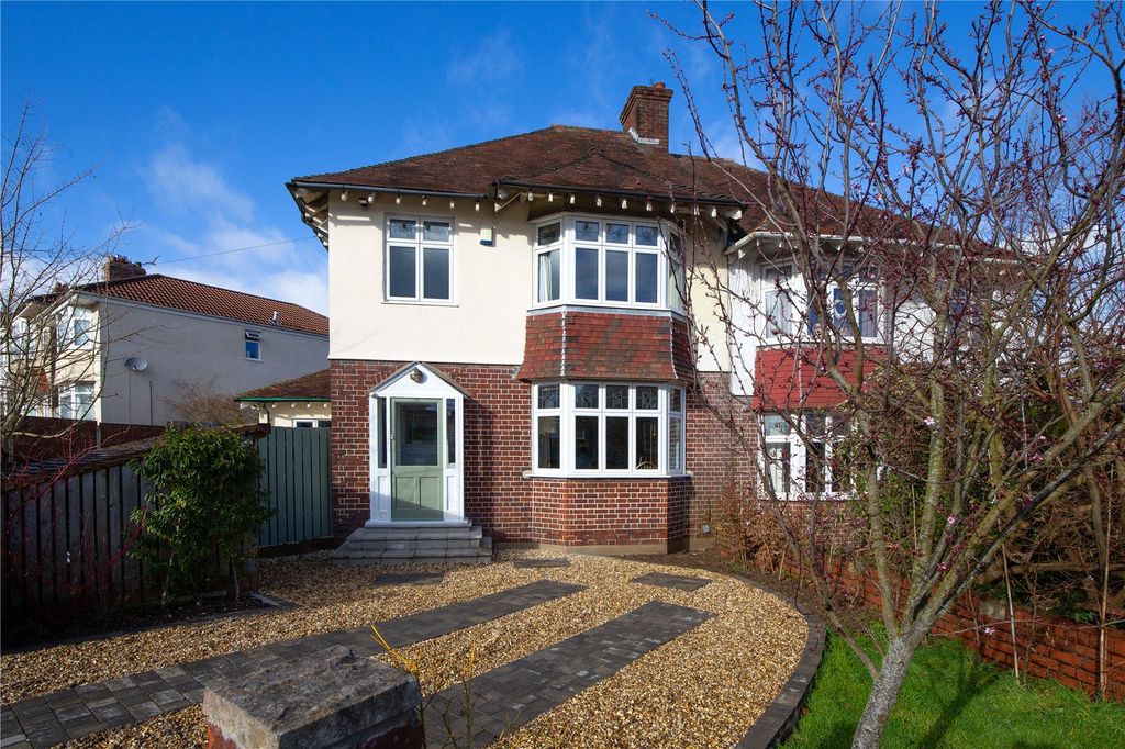 Property photo 1 of 26 Picture No. 35