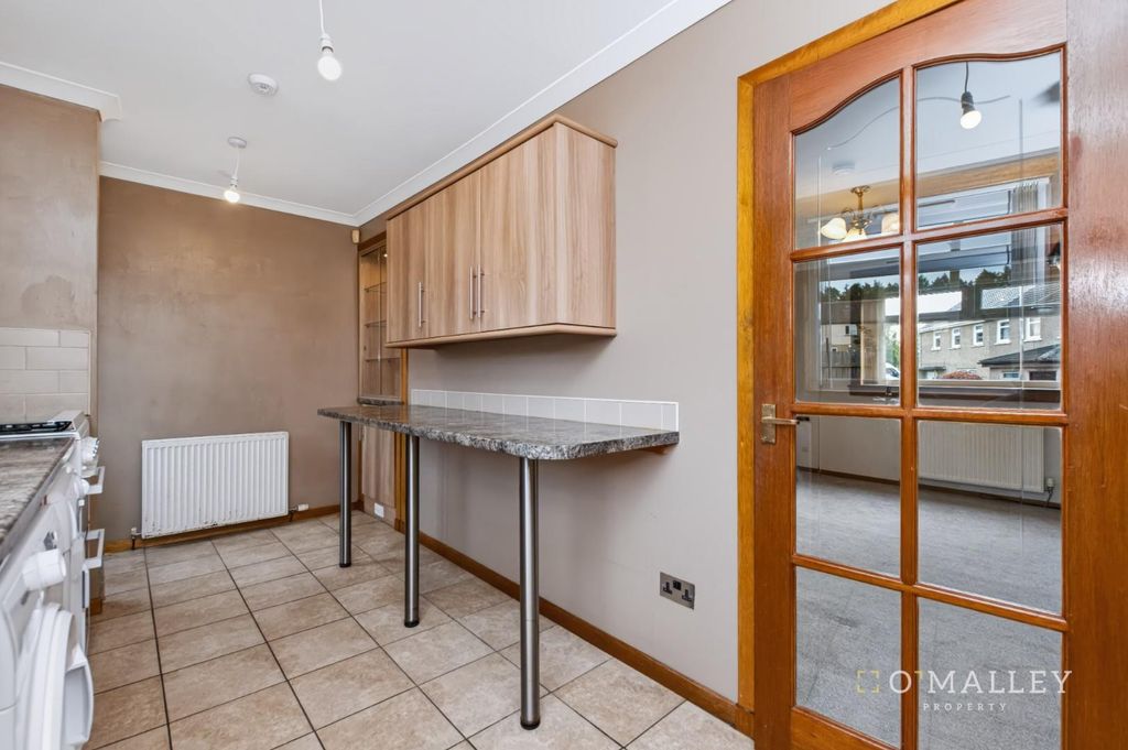 Property photo 3 of 15 Kitchen