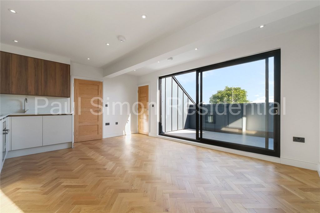 Property photo 2 of 12 Picture No. 06