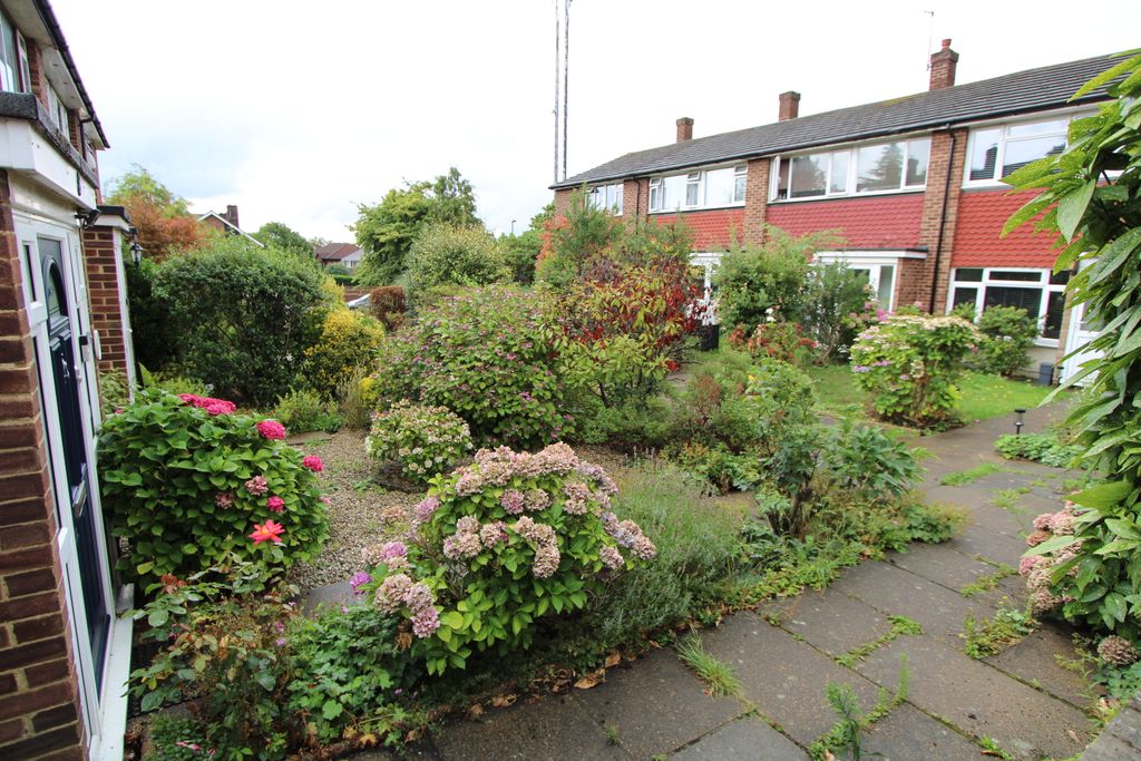 Property photo 2 of 30