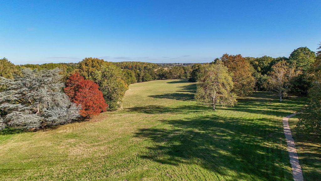 Additional image 5 of 9 bed detached house to rentHadley Green Road, Hadley Wood, Barnet EN5