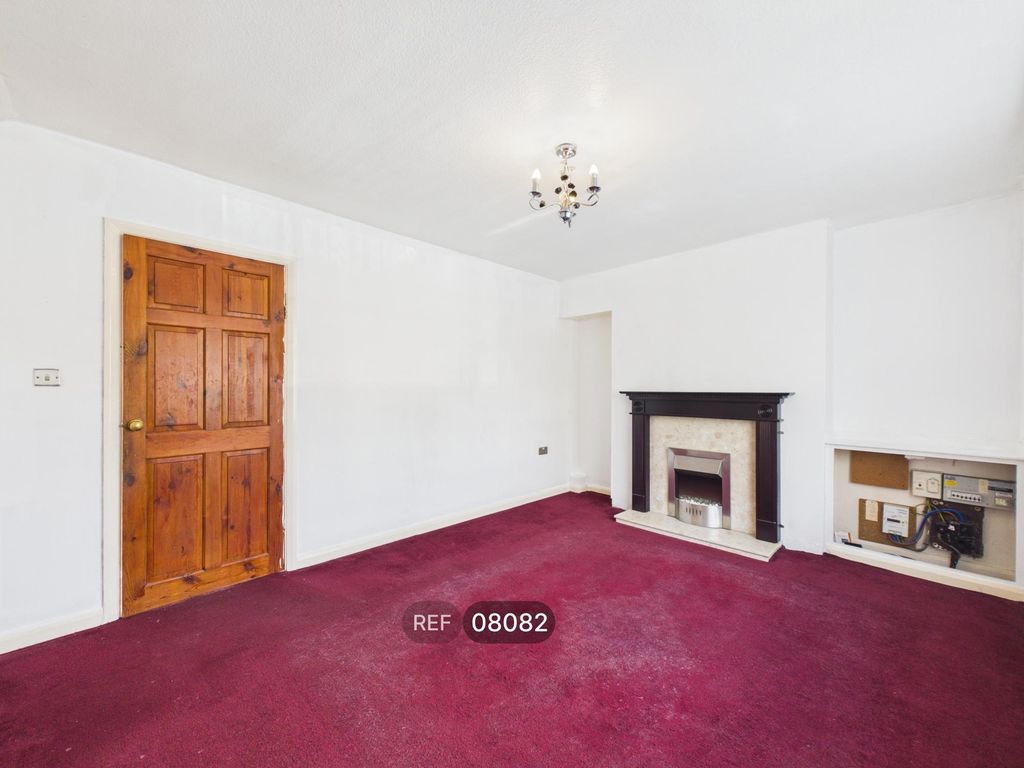 Property photo 2 of 17 Living Room